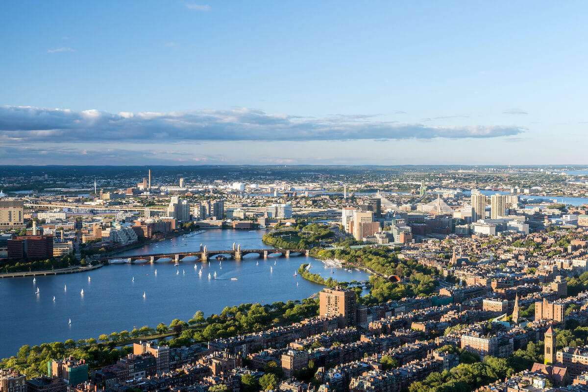 HappyNest Pickup and Delivery Laundry Services Comes to Boston