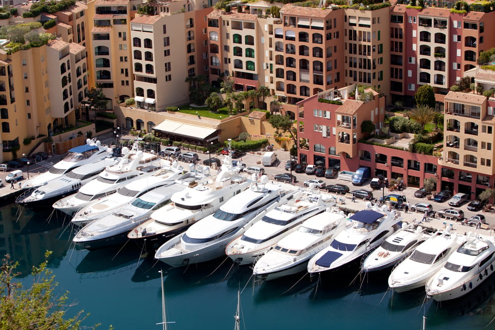 Light Commercial Laundry Services - Yachts, Marinas