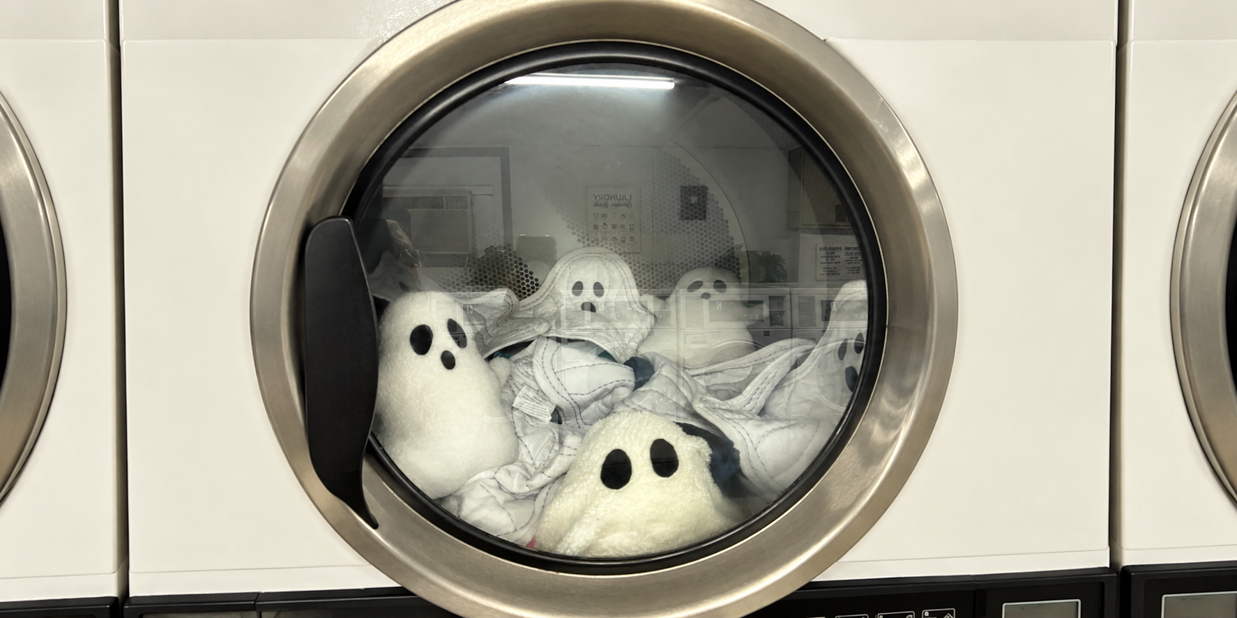 https://14500231.fs1.hubspotusercontent-na1.net/hubfs/14500231/Ghost%20Plush%20Laundry%20in%20a%20Laundromat%20Dryer.png