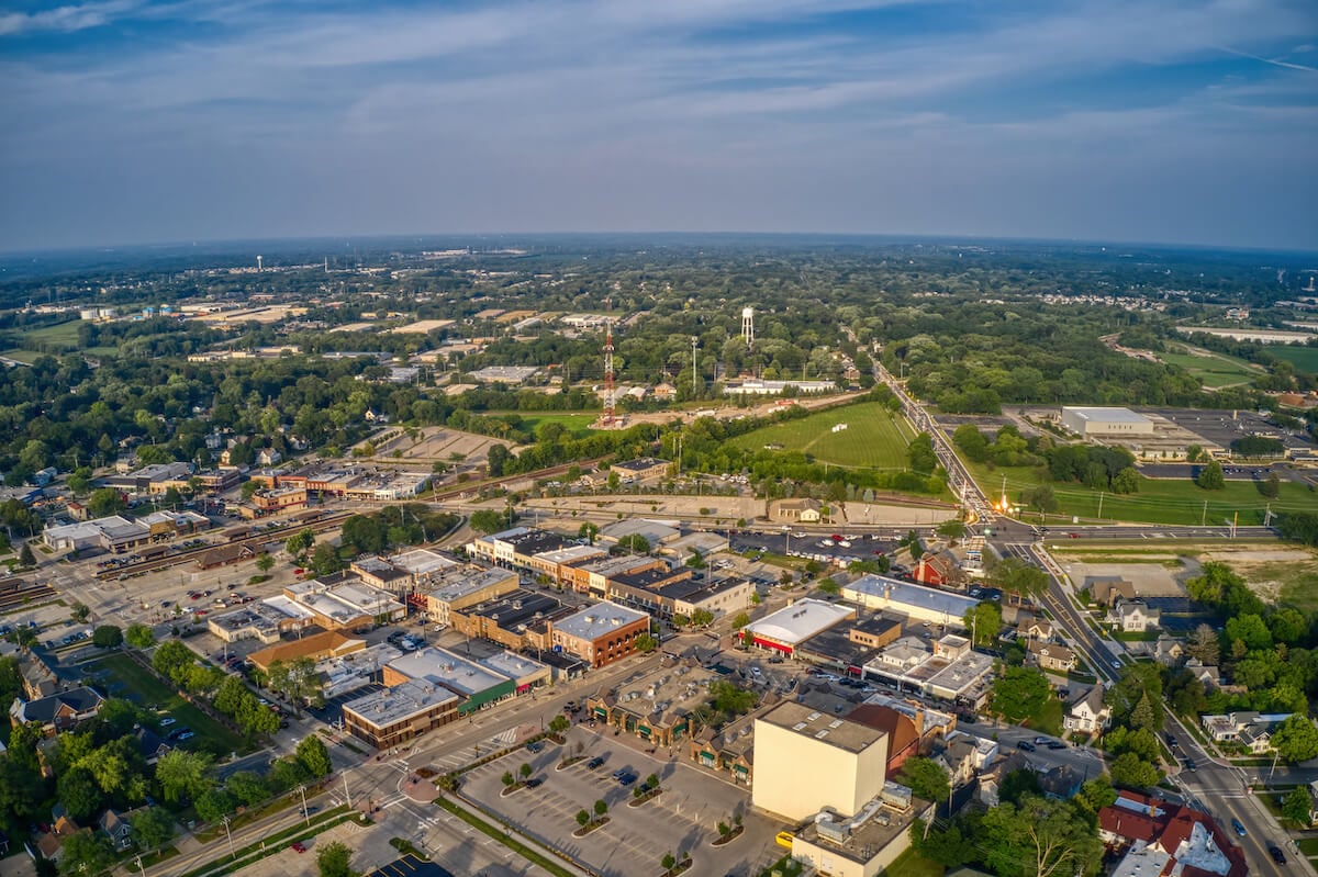 HappyNest Laundry Pickup and Delivery Now in Crystal Lake, Illinois